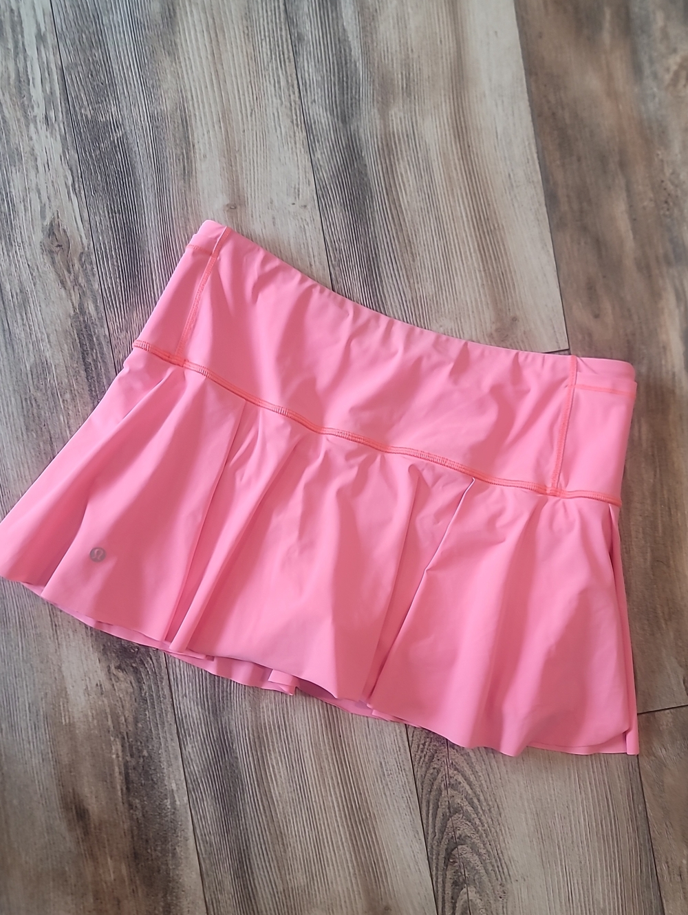 Lovely Lululemon Tennis Skirt - Picture 4 of 5